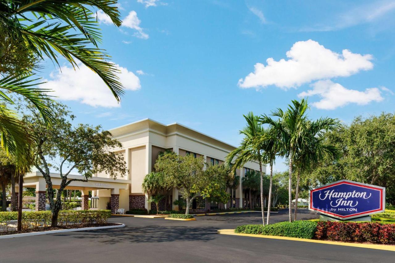 Hampton Inn Ft. Lauderdale-Cypress Creek Fort Lauderdale Exterior photo