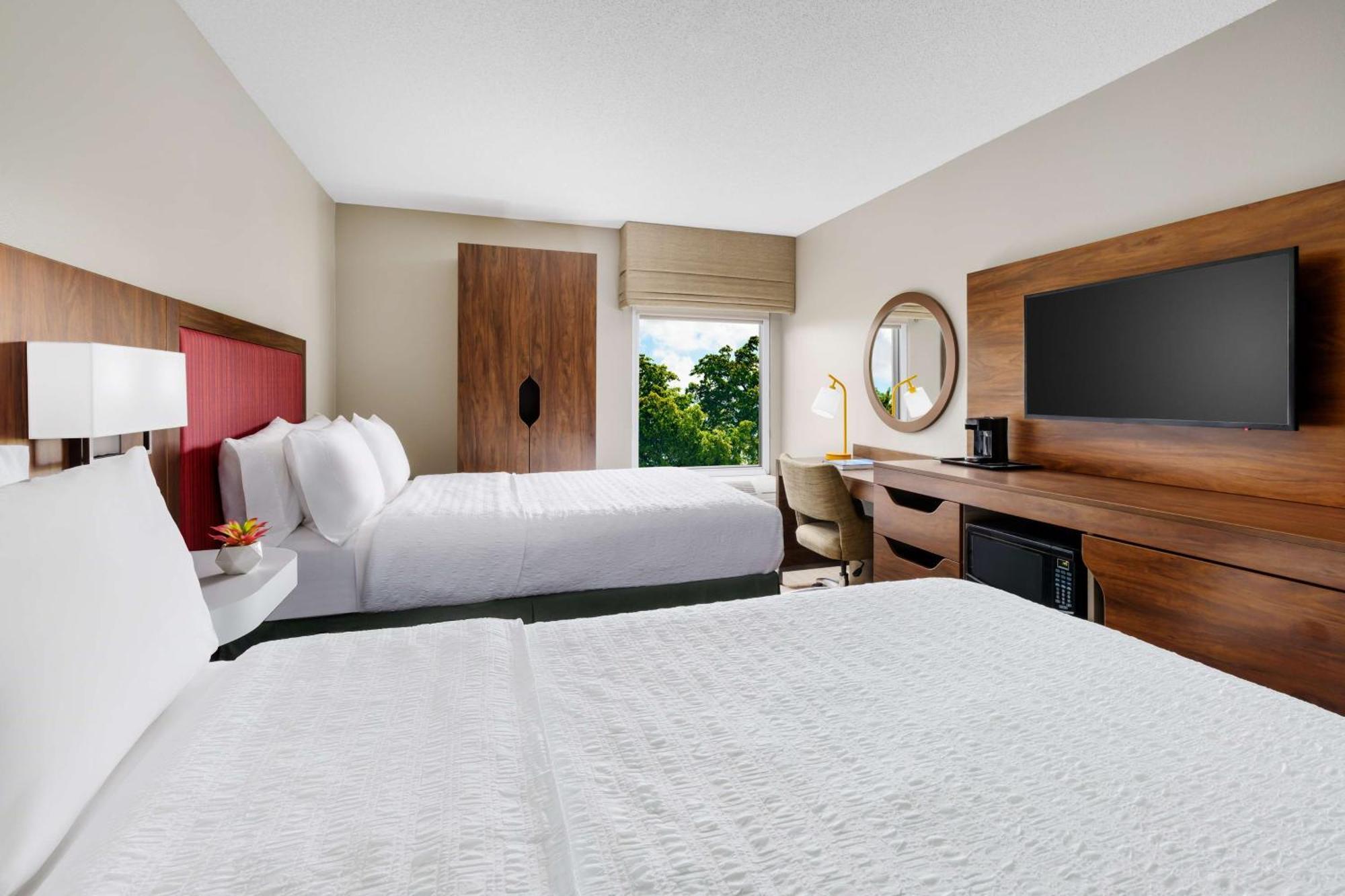 Hampton Inn Ft. Lauderdale-Cypress Creek Fort Lauderdale Exterior photo