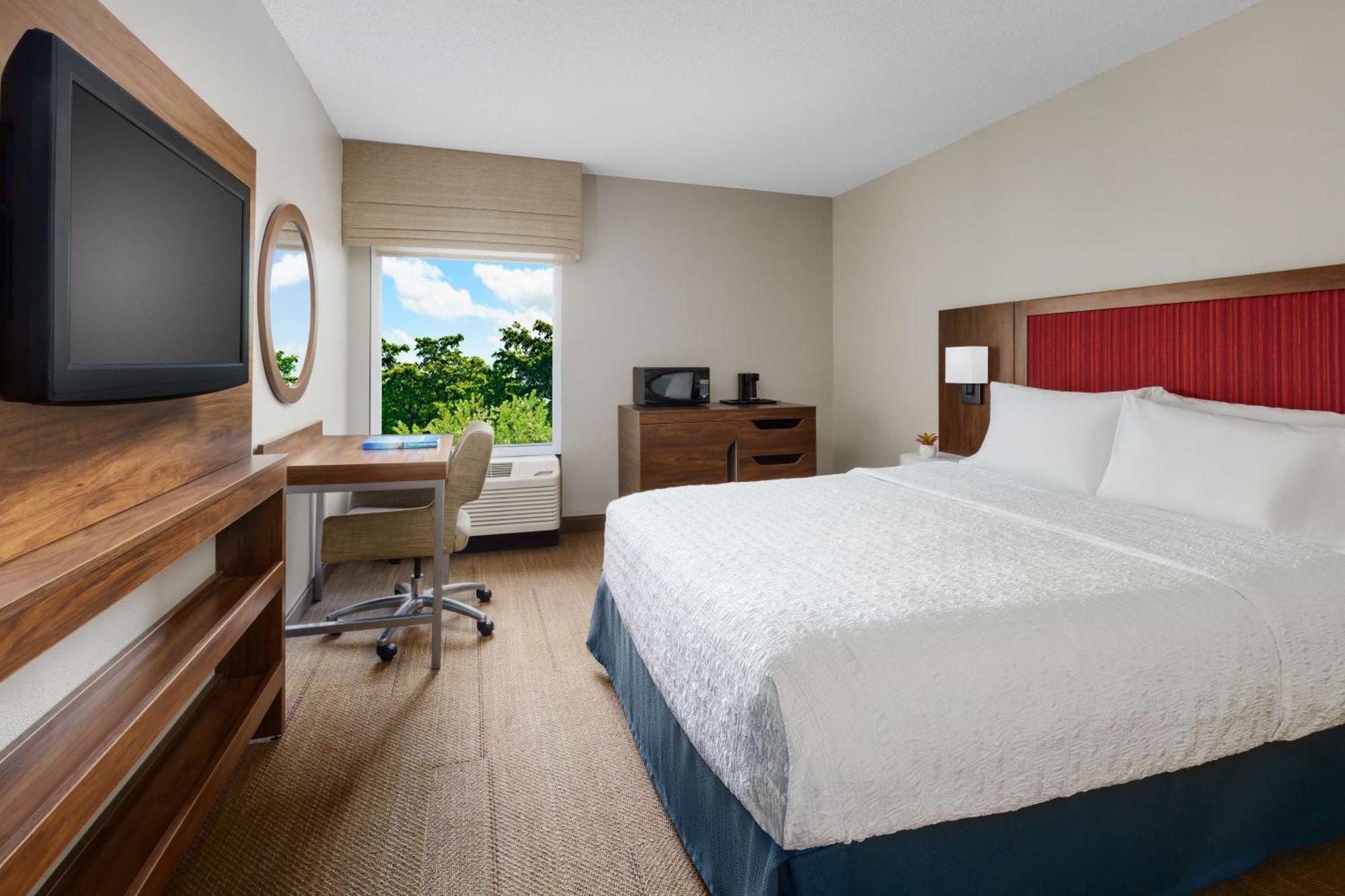 Hampton Inn Ft. Lauderdale-Cypress Creek Fort Lauderdale Exterior photo