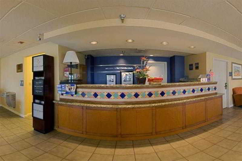 Hampton Inn Ft. Lauderdale-Cypress Creek Fort Lauderdale Exterior photo